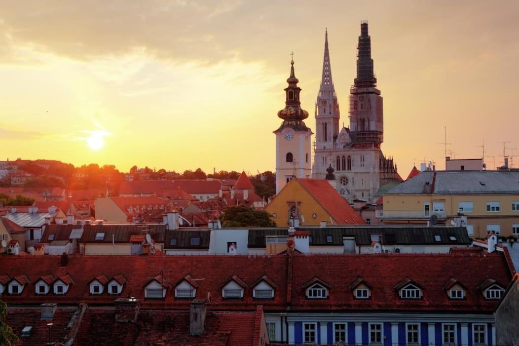 True Zagreb Centrally Located & Spacious Apartment Esterno foto